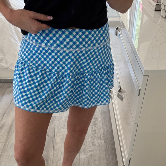 Lilly Pulitzer Dresses & Skirts - Lilly Pulitzer Blue and White Gingham Mini Skirt
